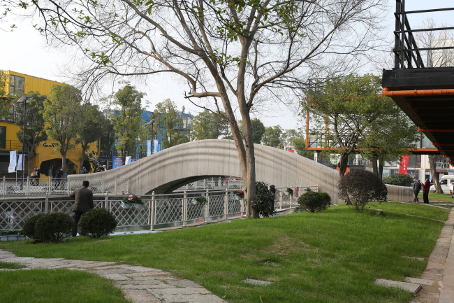     Tsinghua University (School of Architecture)  Zoina Land Joint Research Center for Digital Architecture (JCDA)