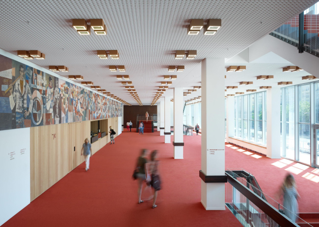 ������ �������� � �������� � �������������. ���� � Christian Gahl /gmp Architects