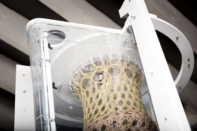 �����������, ���������� � ���� ������������ �������� ������ � ������� �������. ���������� � Bastian Beyer. ��������: Albert Palen