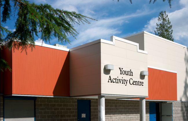 Hyde Creek Recreation Centre. �������� �������� ������ KMEW. ����������� ������������� ��������� ���-�����������