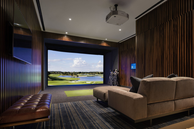 Башня 15 Hudson Yards. Комната симулятора игры в гольф. Фото:  Scott Frances для Related-Oxford