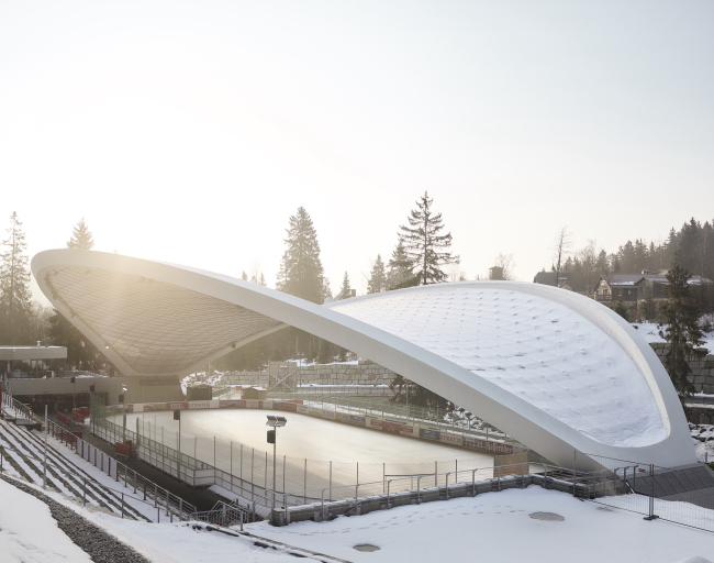 ������� ������� Schierker Feuerstein Arena. ���� � Michael Moser