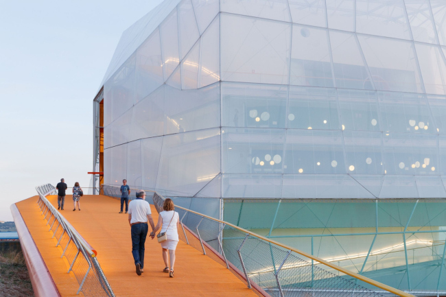 ��������� � ��������-����� � ���������. ���������� � Iwan Baan