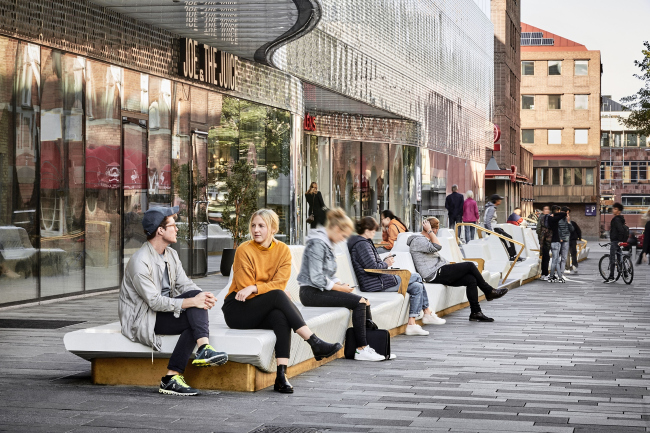 �������� �� Forumstorget. ���������� � Måns Berg. ������������� White Arkitekter