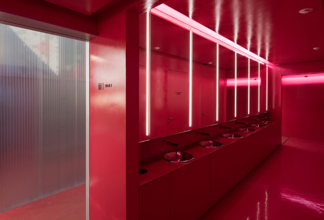 ���������� ����� Nike Box MSK