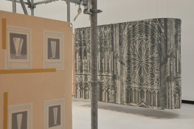��� ���������� ������ � �������� ��������� � ����� MAXXI