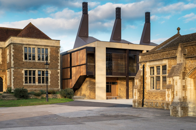 ����� ������ � ������������ ���� � ���������� ����� ����������