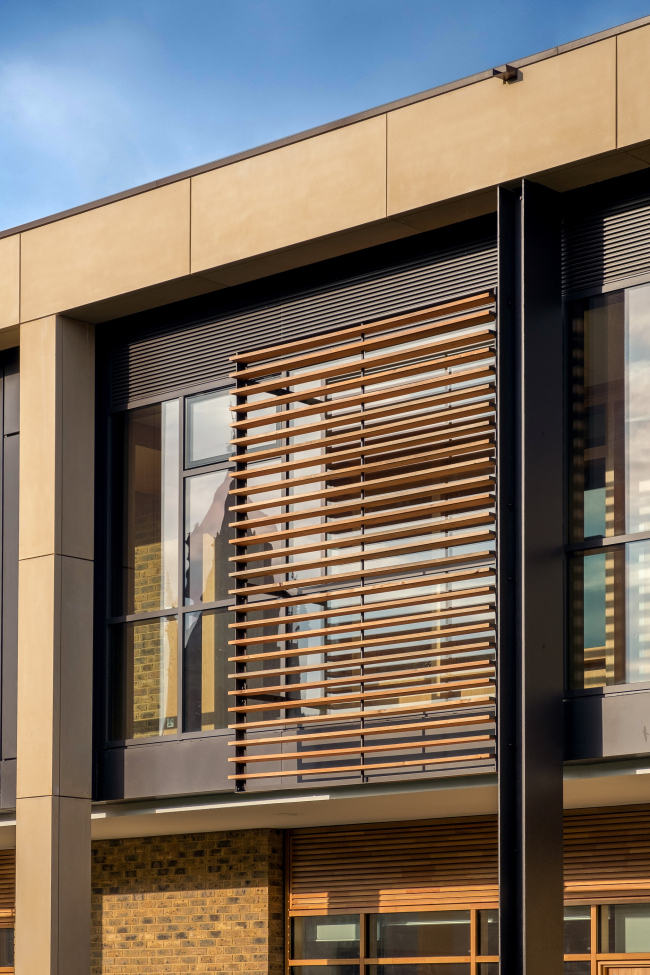 ����� ������ � ������������ ���� � ���������� ����� ����������