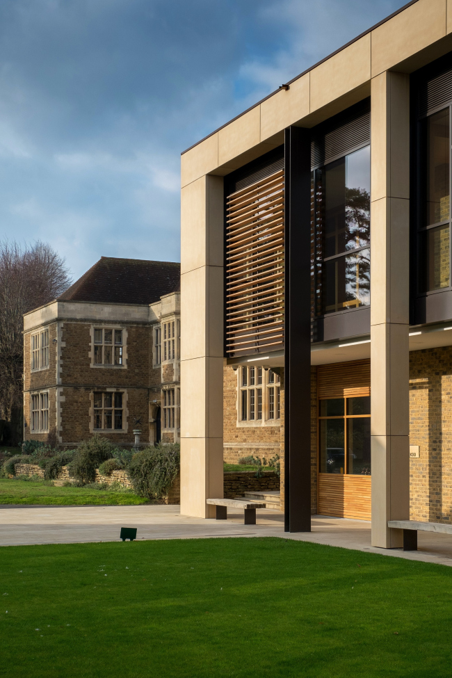 ����� ������ � ������������ ���� � ���������� ����� ����������