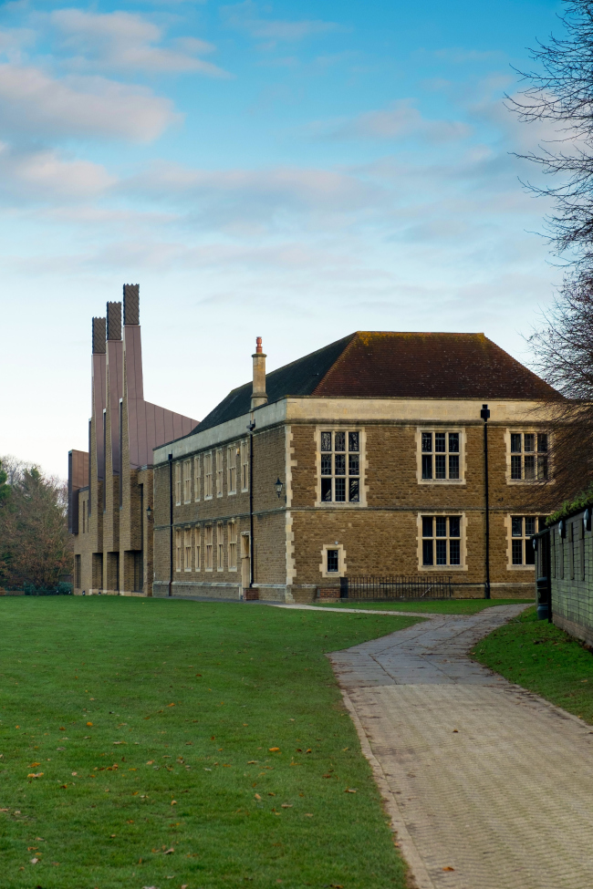 ����� ������ � ������������ ���� � ���������� ����� ����������