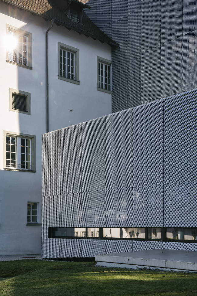 ����� ����� � �������������