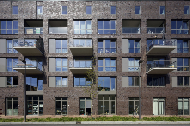 ����� �������� Space-S