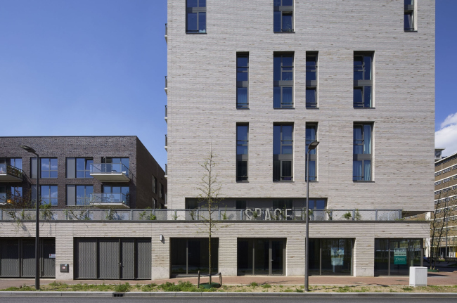 ����� �������� Space-S