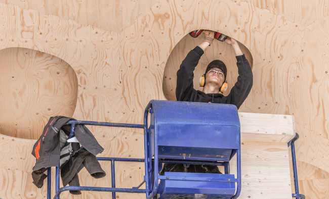 ���������� �������� BUGA