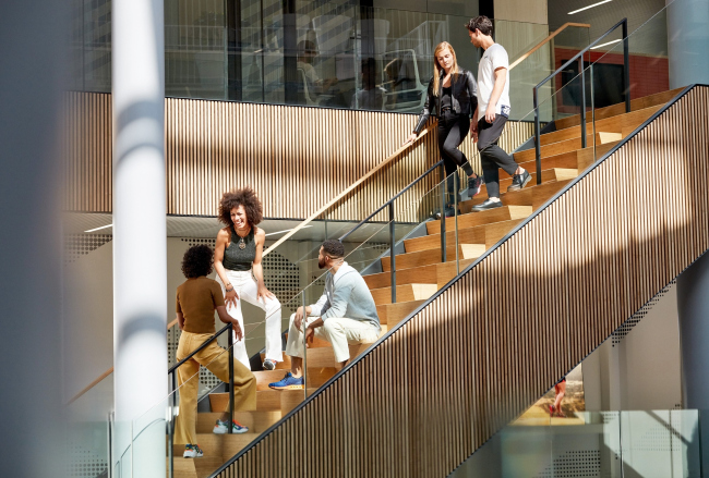 ����-�������� �������� ASICS