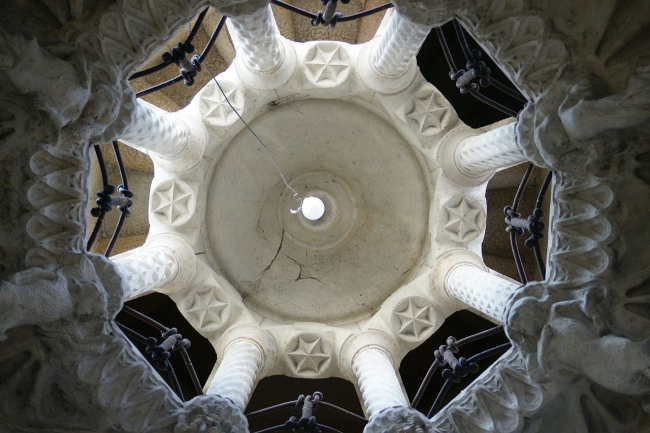 �������-�������