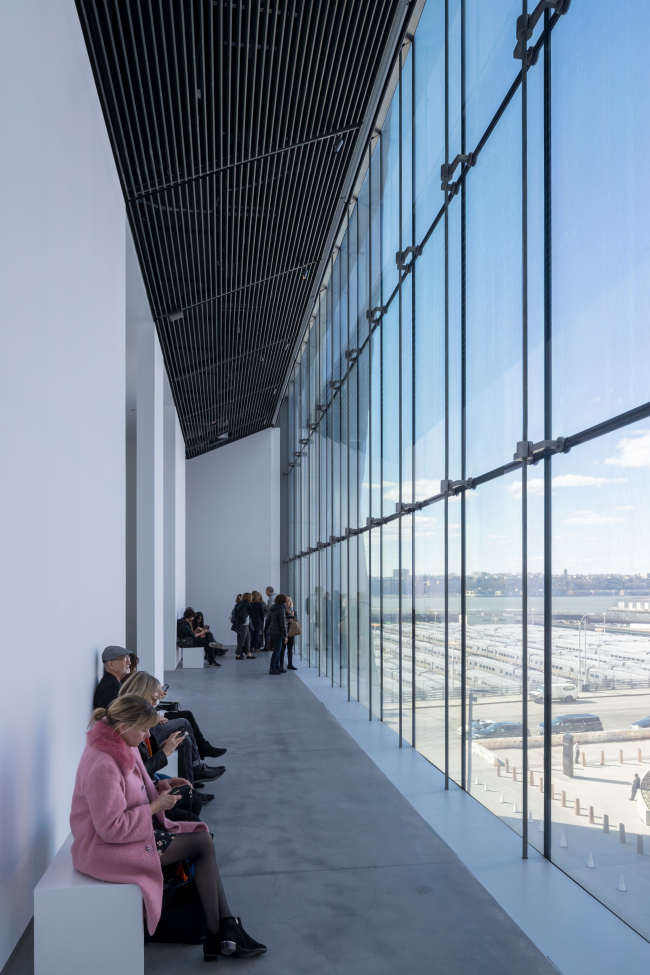 ���������� ����� The Shed � ������ Bloomberg