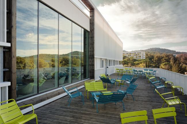 ���������� � ������� ����� Hexagone