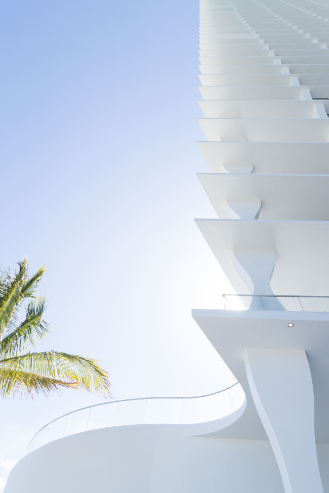 ����� Jade Signature