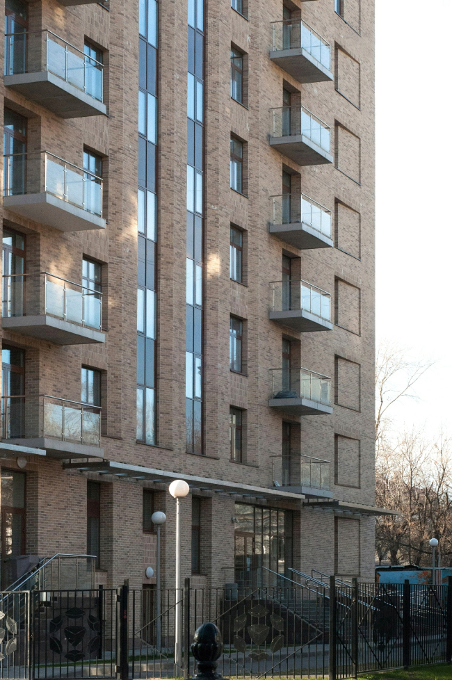 The housing complex Shchastye na Serpukhovke. View from the Serpukhovskoi Val Street