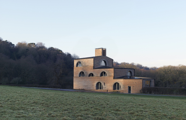 ������� ��� Nithurst Farm, �������� �������. 
Adam Richards Architects