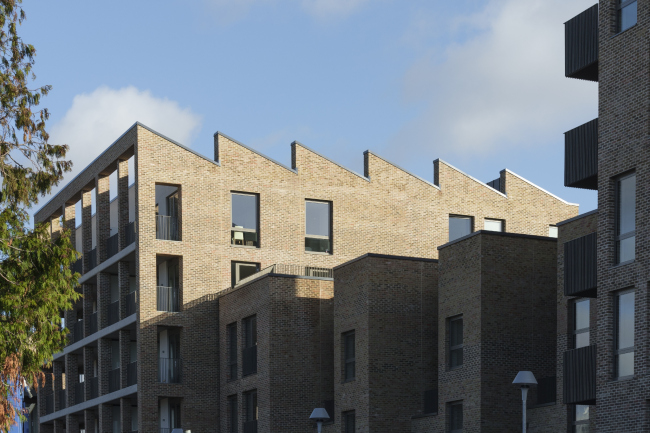 ����� �������� Brentford Lock West, ������ �������, ������. 
Mæ + White Ink Architects