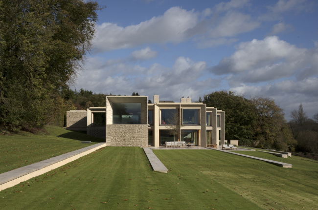 ������� ��� Hampshire House, �������. 
Niall McLaughlin Architects