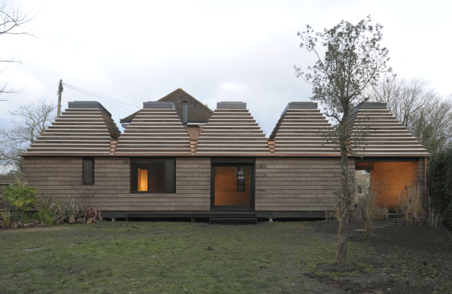 ��������� ��� � �����, �������. 
MPH Architects