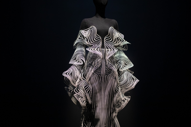 �������� ������� ����������� �� �������