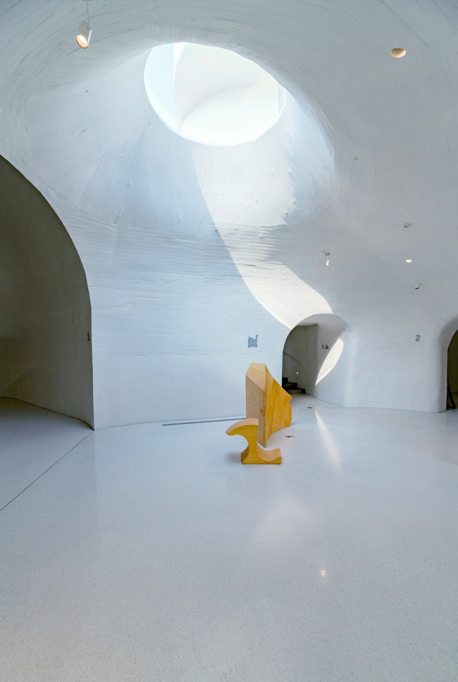 ������ ����� �������� UCCA