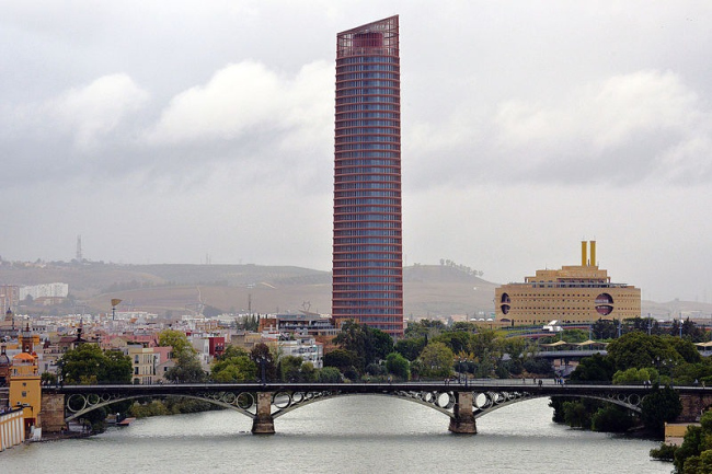 Башня Torre Sevilla