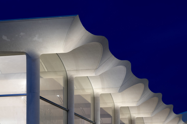 ������� Apple � �������� ������ Aventura Mall