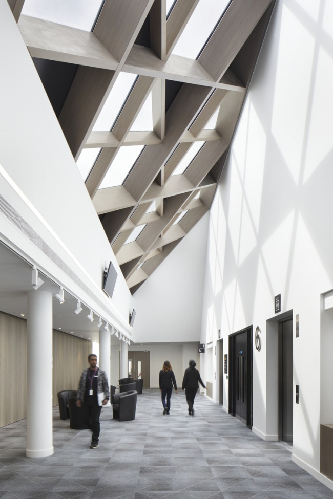 ������ ������ ������ �������� Hounslow House