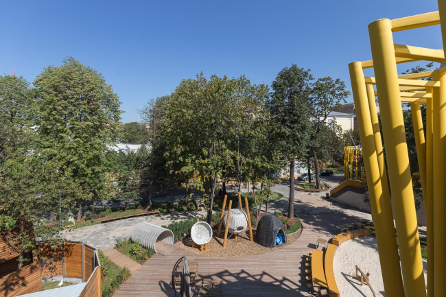 The children′s zone of the Moscow Zoo