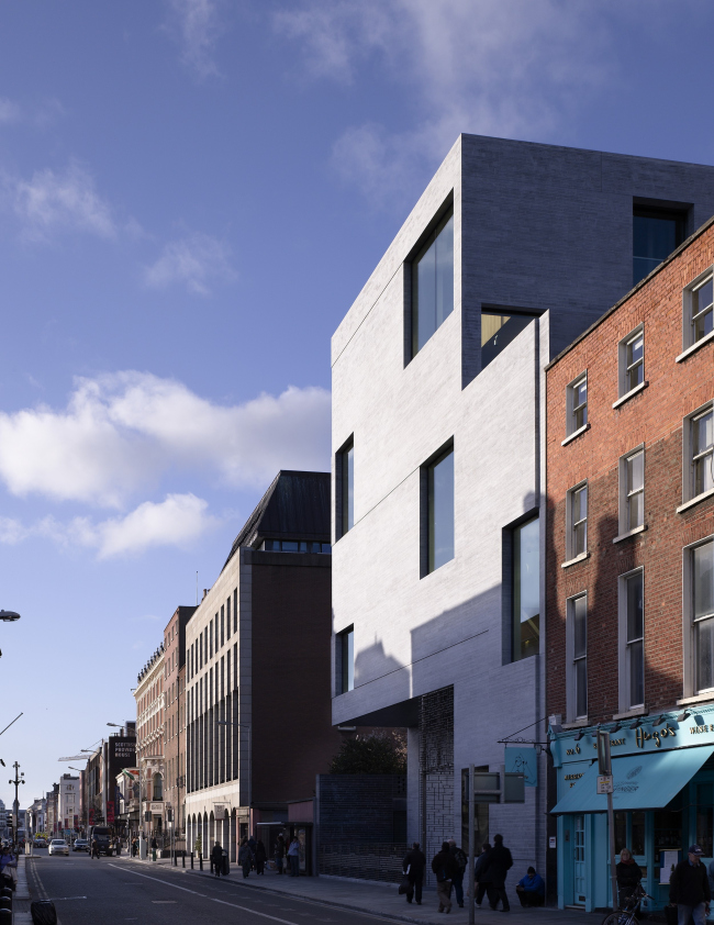 ������ ������������ �������� � �������