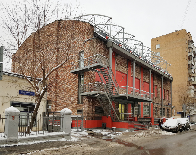 Реконструкция Государственного Центра современного искусства на Зоологической улице / ПТАМ Хазанова