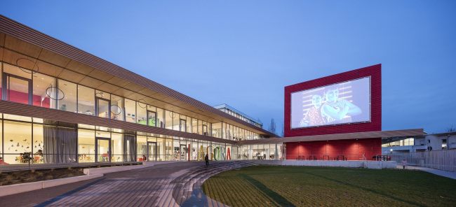 ������������ ����� Agora