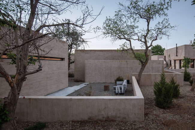 �����-����� Lost Villa