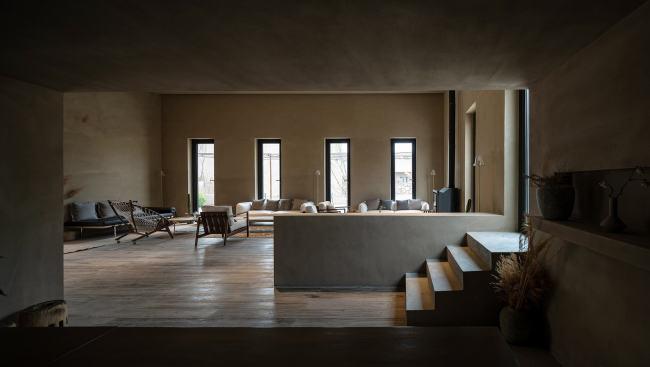- Lost Villa