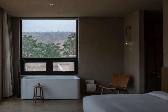 �����-����� Lost Villa