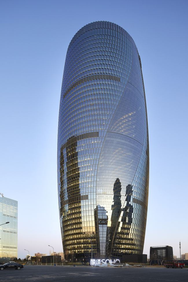 ����� Leeza SOHO