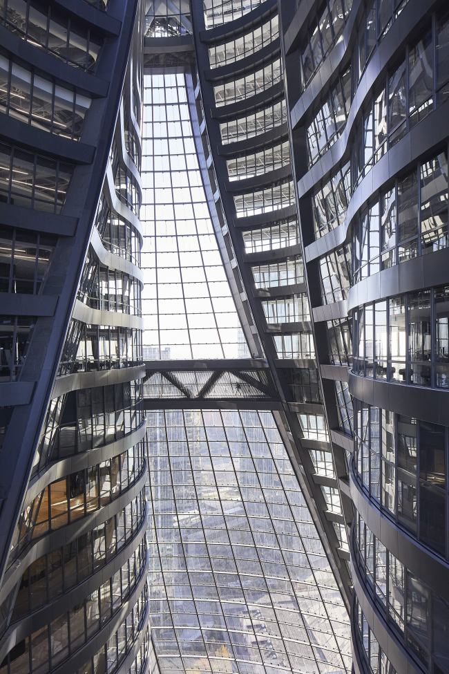 ����� Leeza SOHO