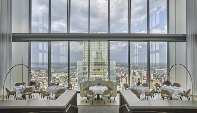 Four Seasons Hotel Philadelphia � ��������������� ������ Comcast
