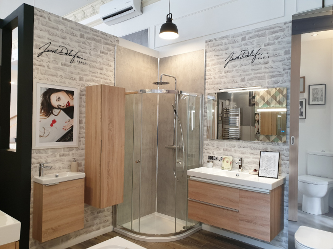 ������������ ������ Jacob Delafon � �����-����������.
