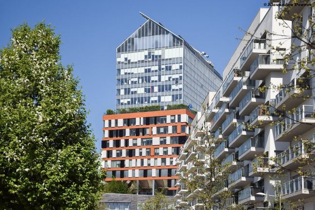 ����� Horizons