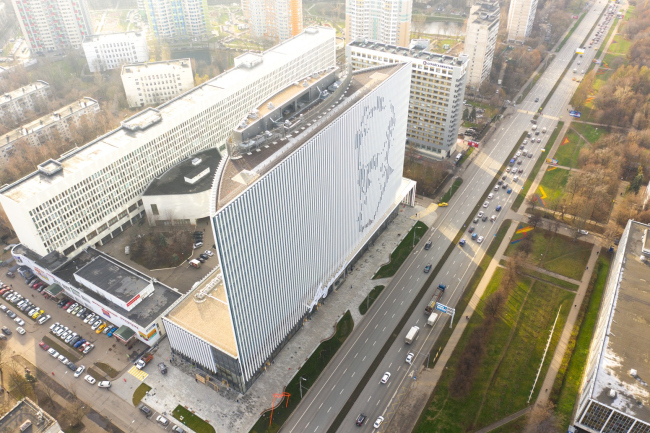 Academic business center on the Vernadskogo Avenue