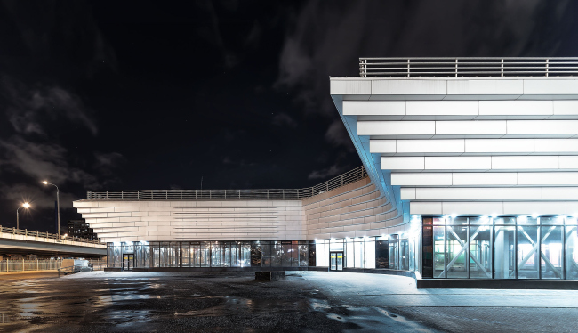 ������������������� ������������ ����� � Ҹ���� �����