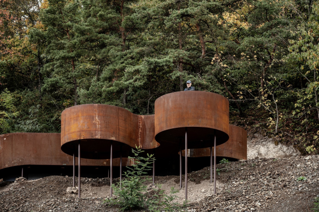 ������� Portes Bonheur � le Chemin des Carrières