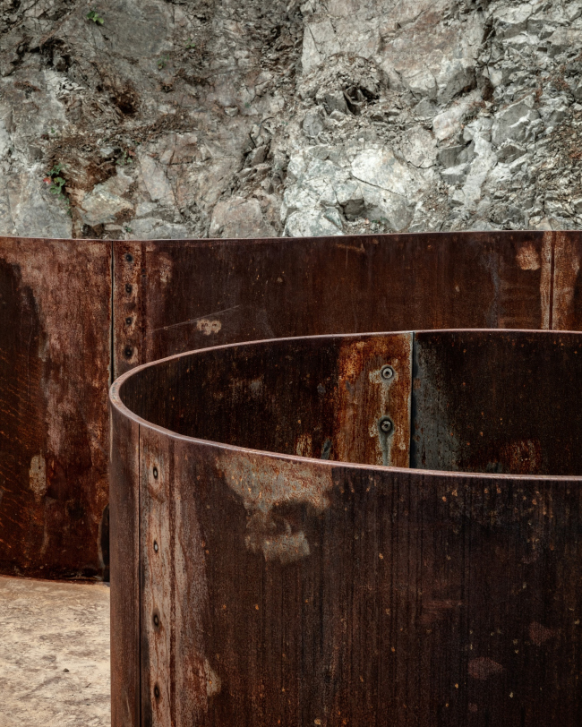 ������� Portes Bonheur � le Chemin des Carrières