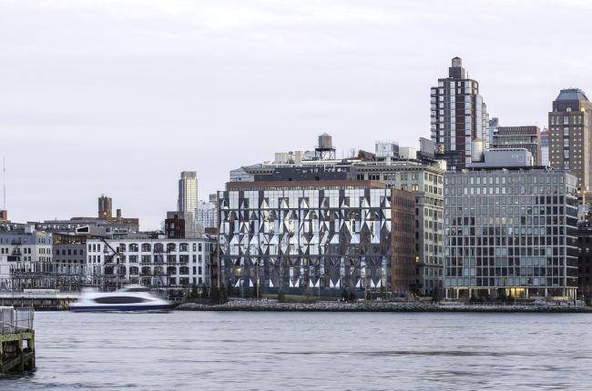 ������� ������ 10 Jay Street